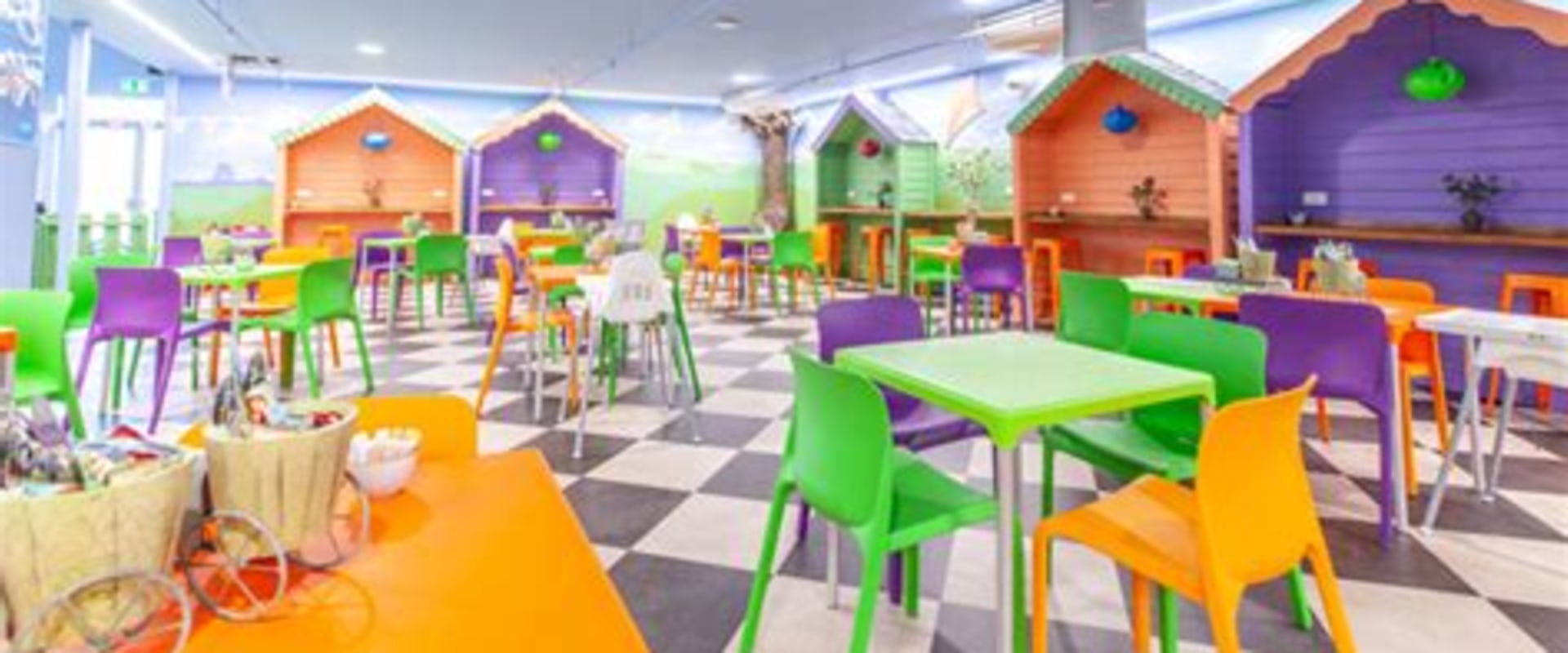 The Ultimate Guide to Soft Play Centres with Cafes and Restaurants in Glasgow